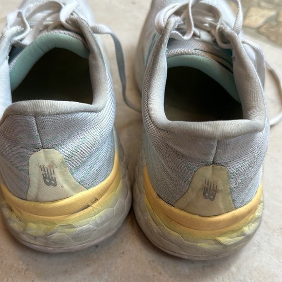 New Balance Fresh Foam X 1080v12 Lounge Around sneakers - Picture 8 of 9